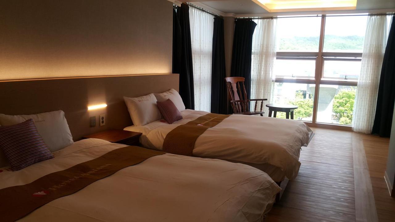 Ariana Hotel Daegu Bagian luar foto