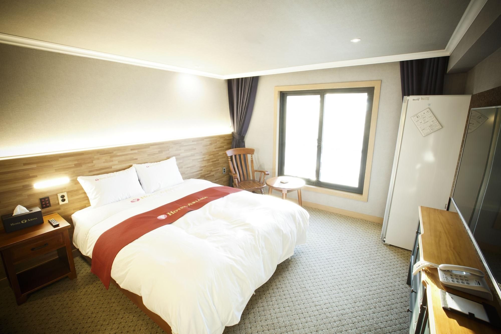 Ariana Hotel Daegu Bagian luar foto