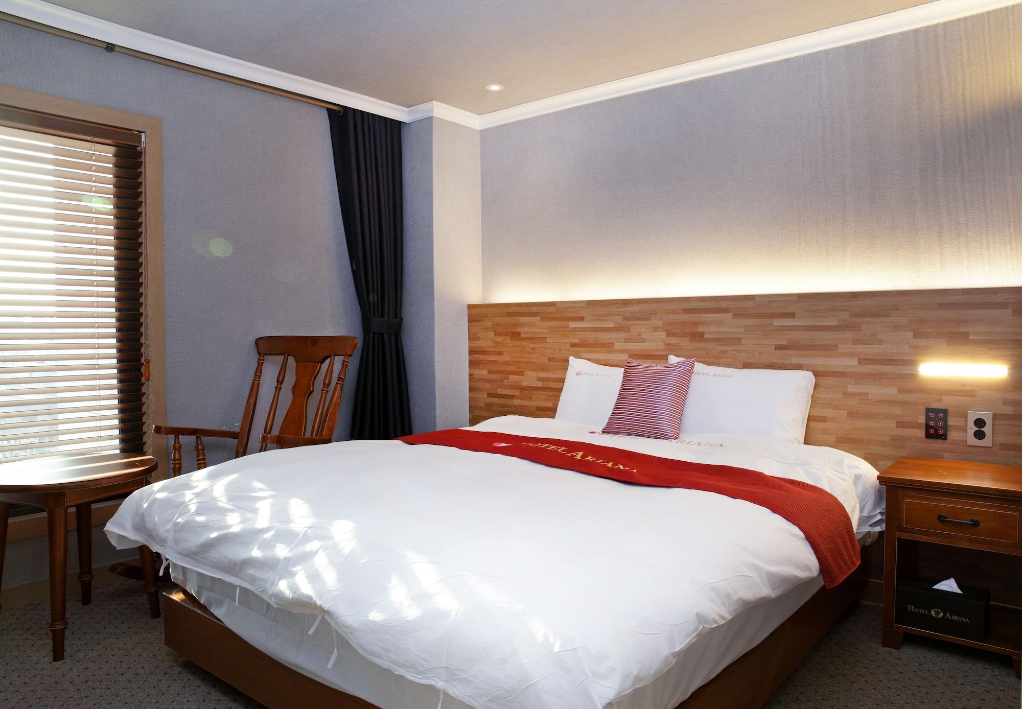 Ariana Hotel Daegu Bagian luar foto