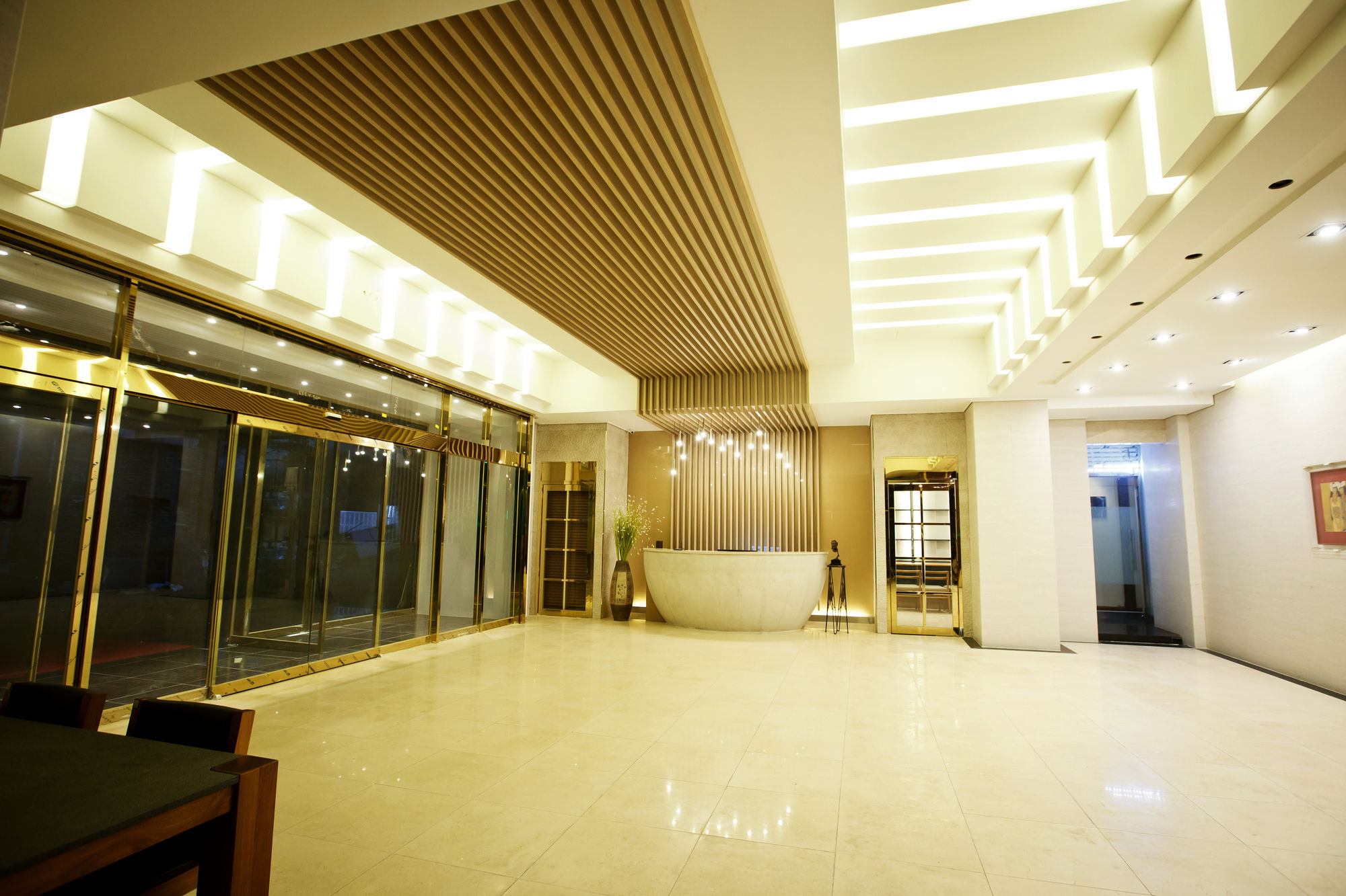 Ariana Hotel Daegu Bagian luar foto